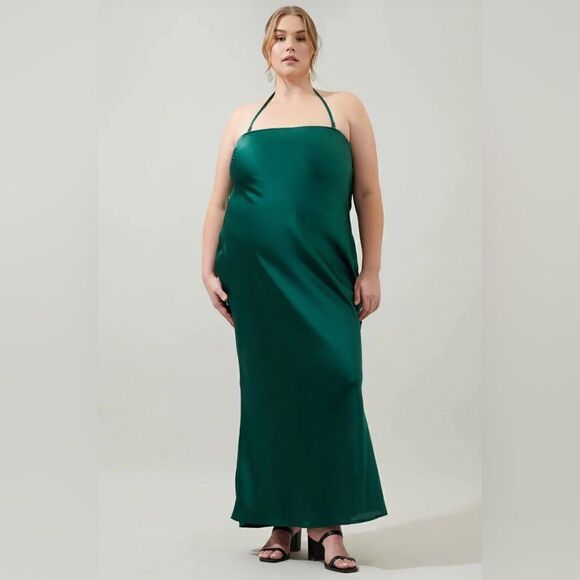 Sugarlips Plus Open Back Satin Maxi Dress- Size 2X - Picture 1 of 8
